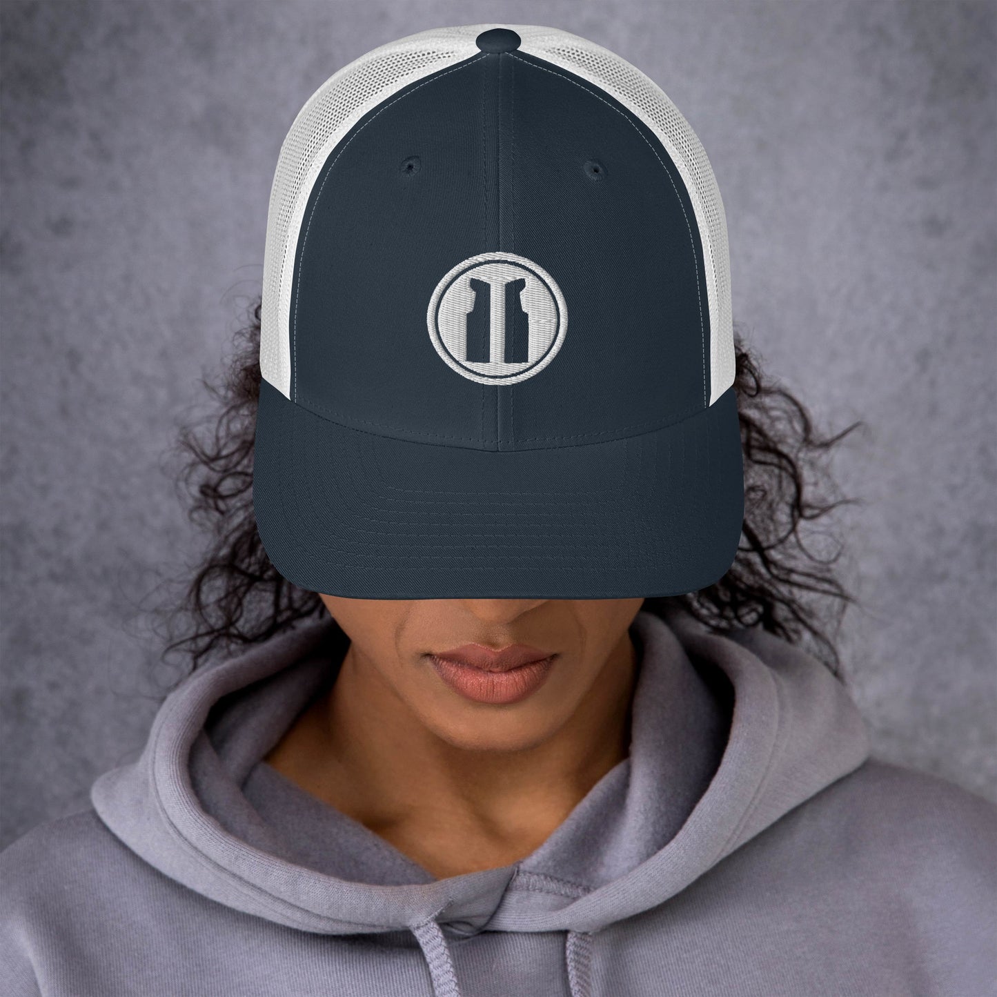 Trucker Cap Round White Logo