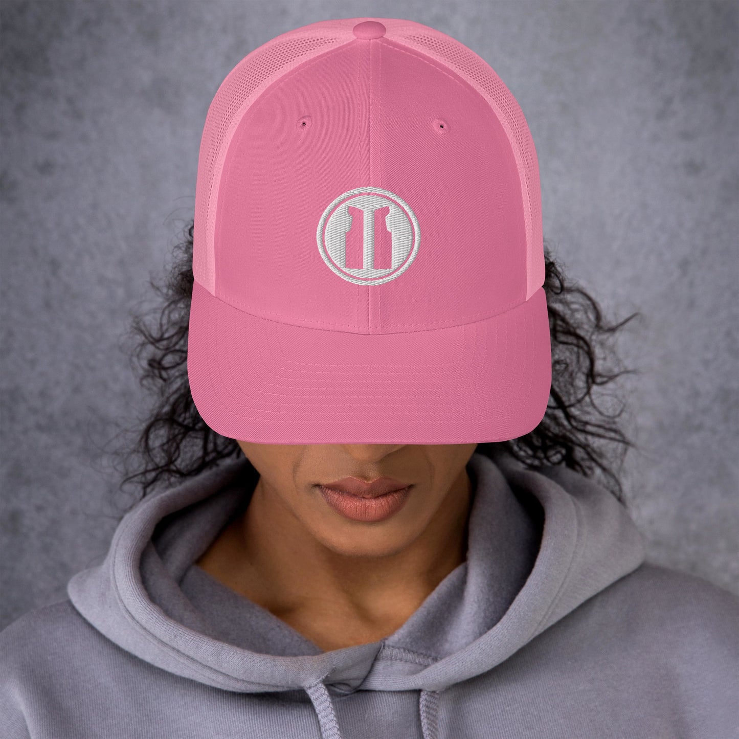 Trucker Cap Round White Logo