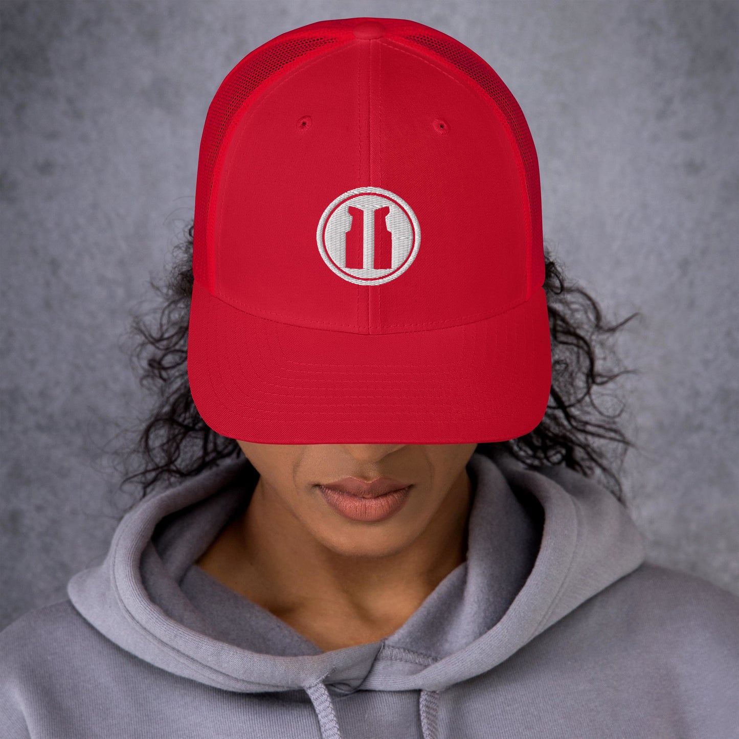 Trucker Cap Round White Logo